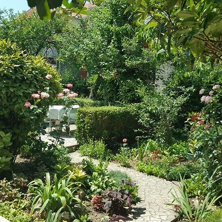 Apartman Marija Palit Luaran gambar